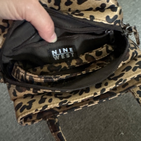 Nine W. satin leopard mini satchel - Picture 4 of 6